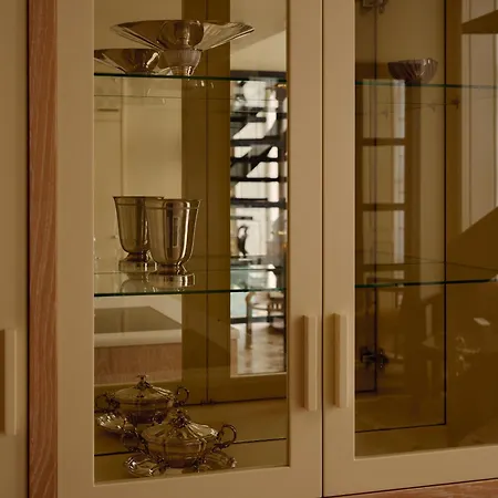 Apartment Pied A Terre Palais Royal Paris