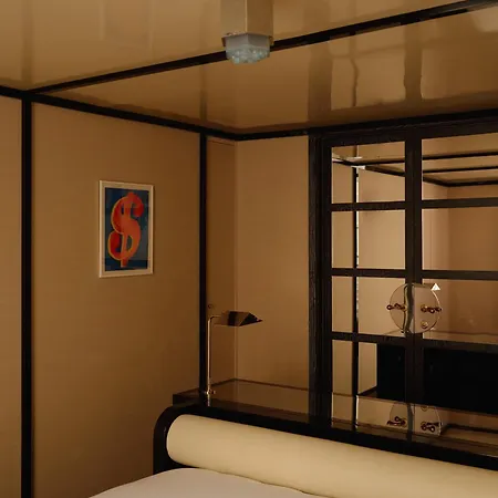 Apartment Pied A Terre Palais Royal