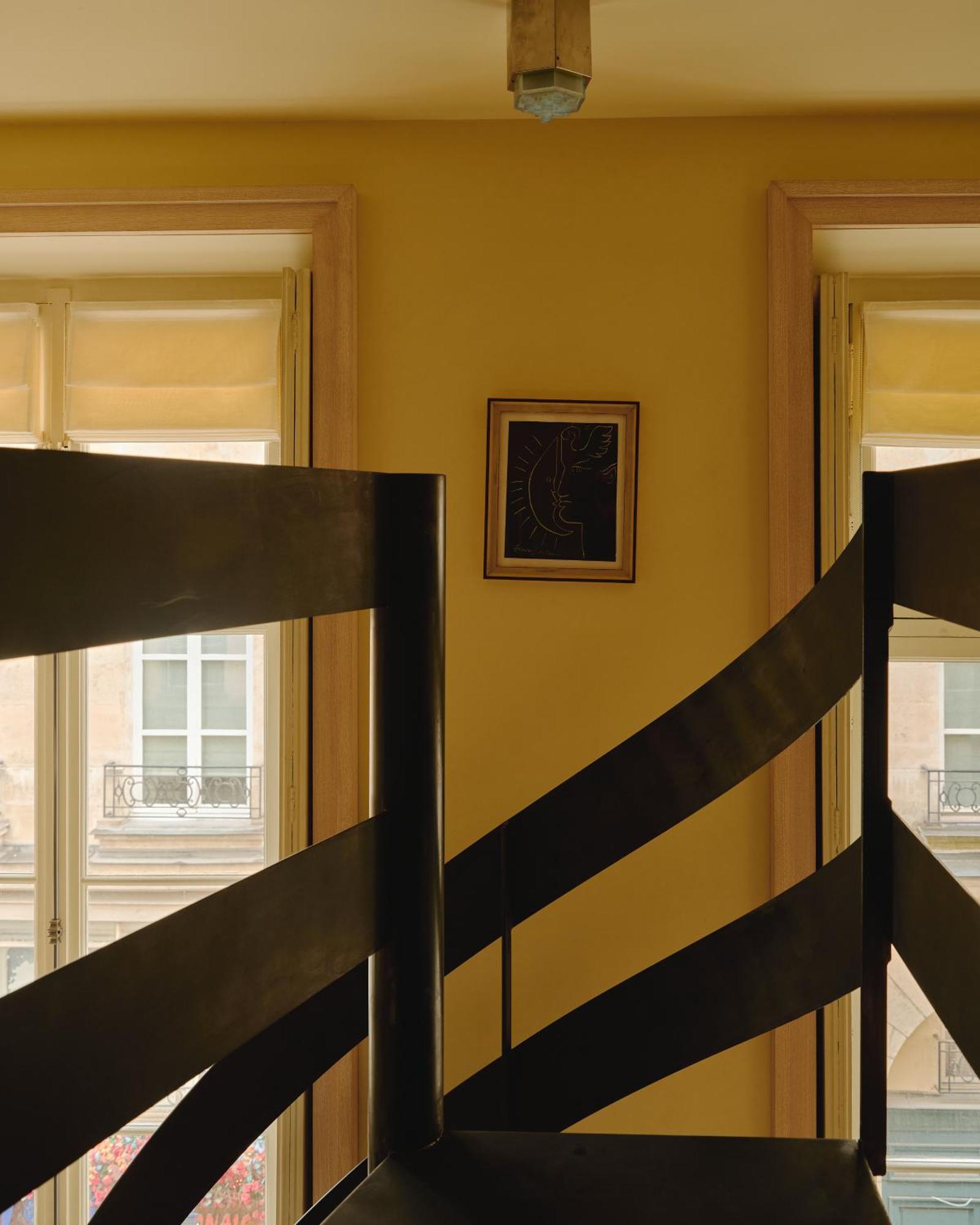 Pied A Terre Palais Royal Apartment