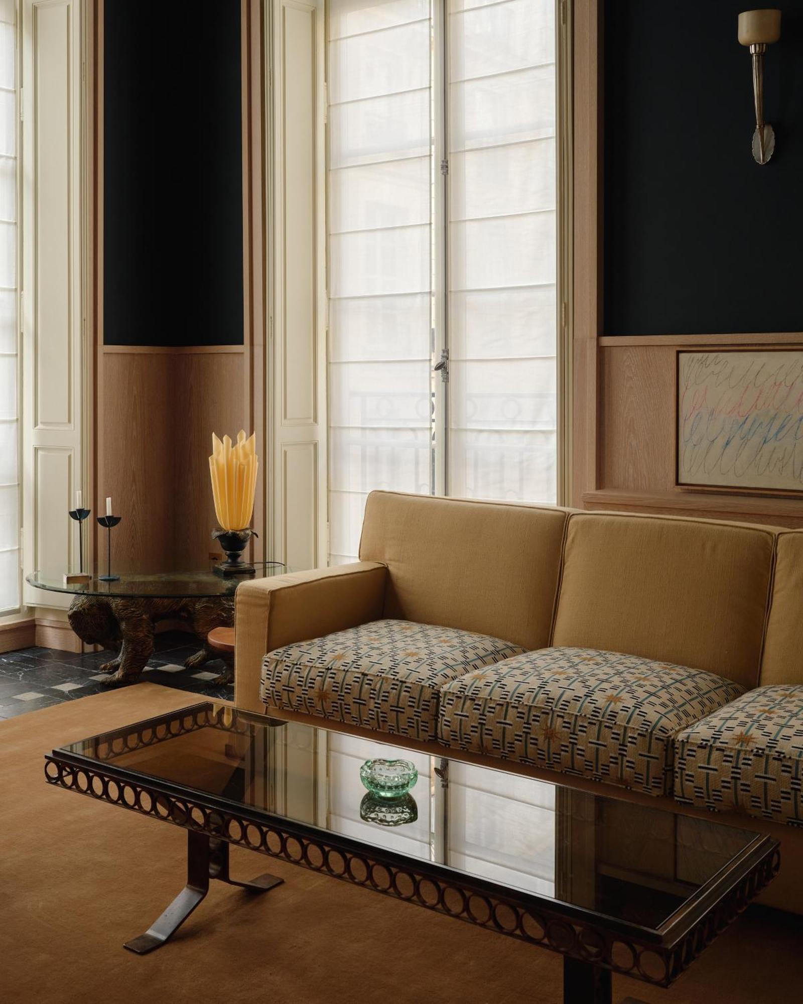 Pied A Terre Palais Royal Apartment